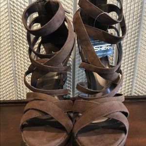Sheik Brown Strappy Heals